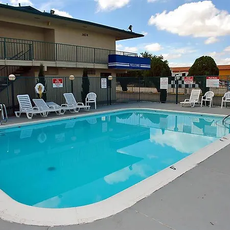 Motel 6-Carlsbad, NM 