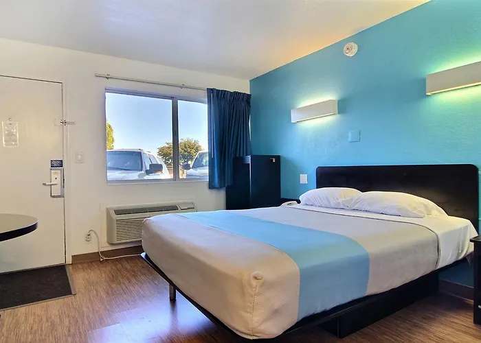Motel 6-Carlsbad, NM