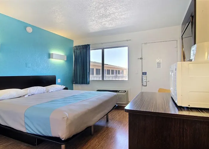 Motel 6-Carlsbad, NM