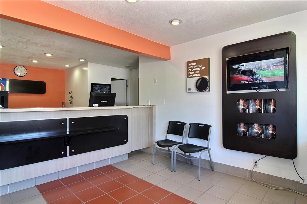 Hotel 6-carlsbad, Nm 2*